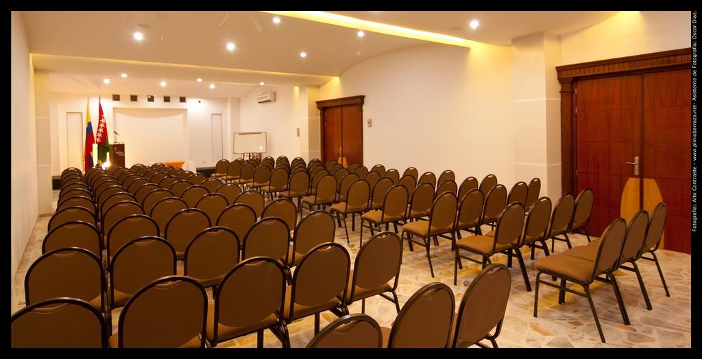 Hotel Buena Vista Bucaramanga Bagian luar foto